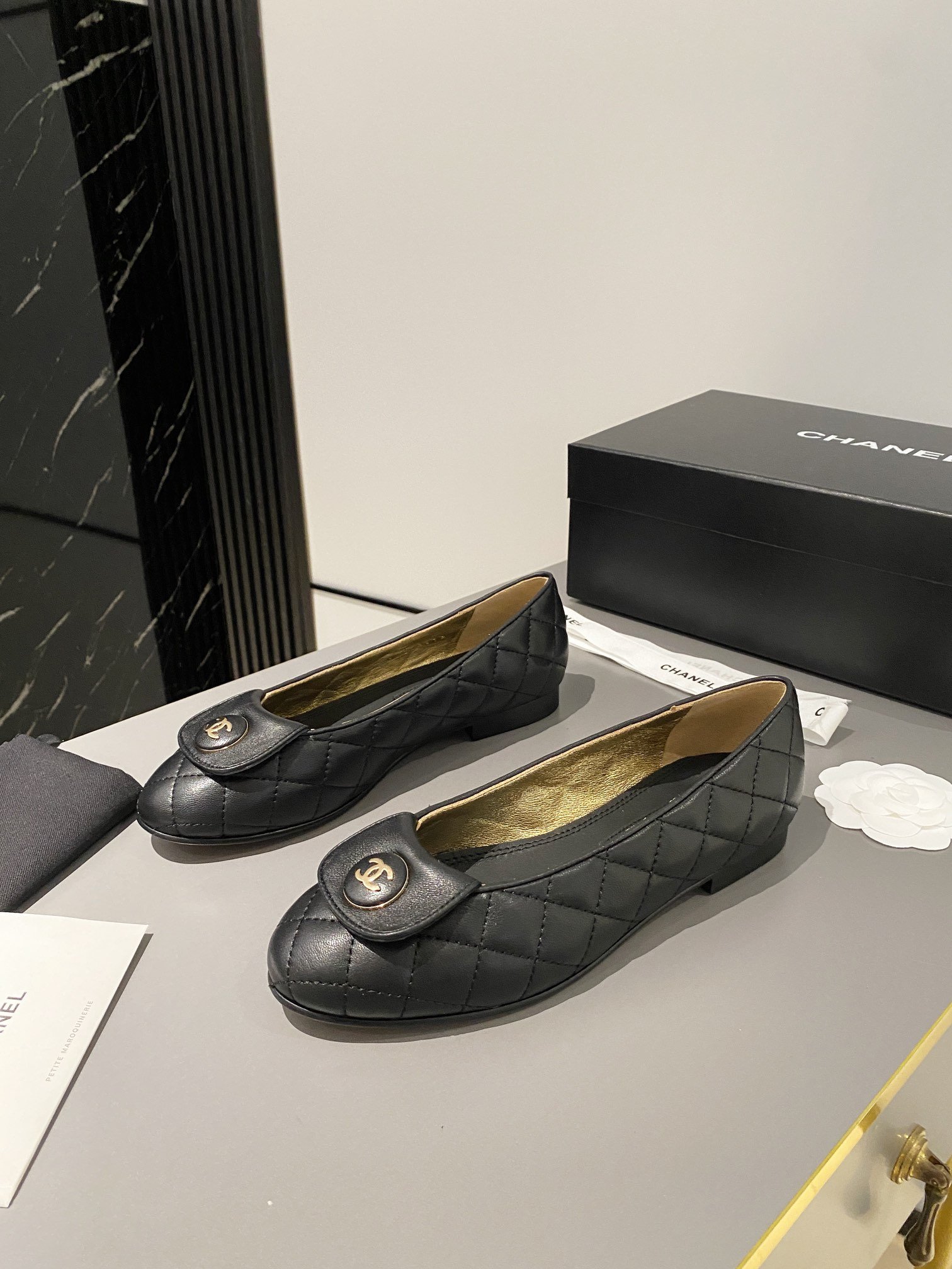 Ch**el Ballet Flats Black For Women