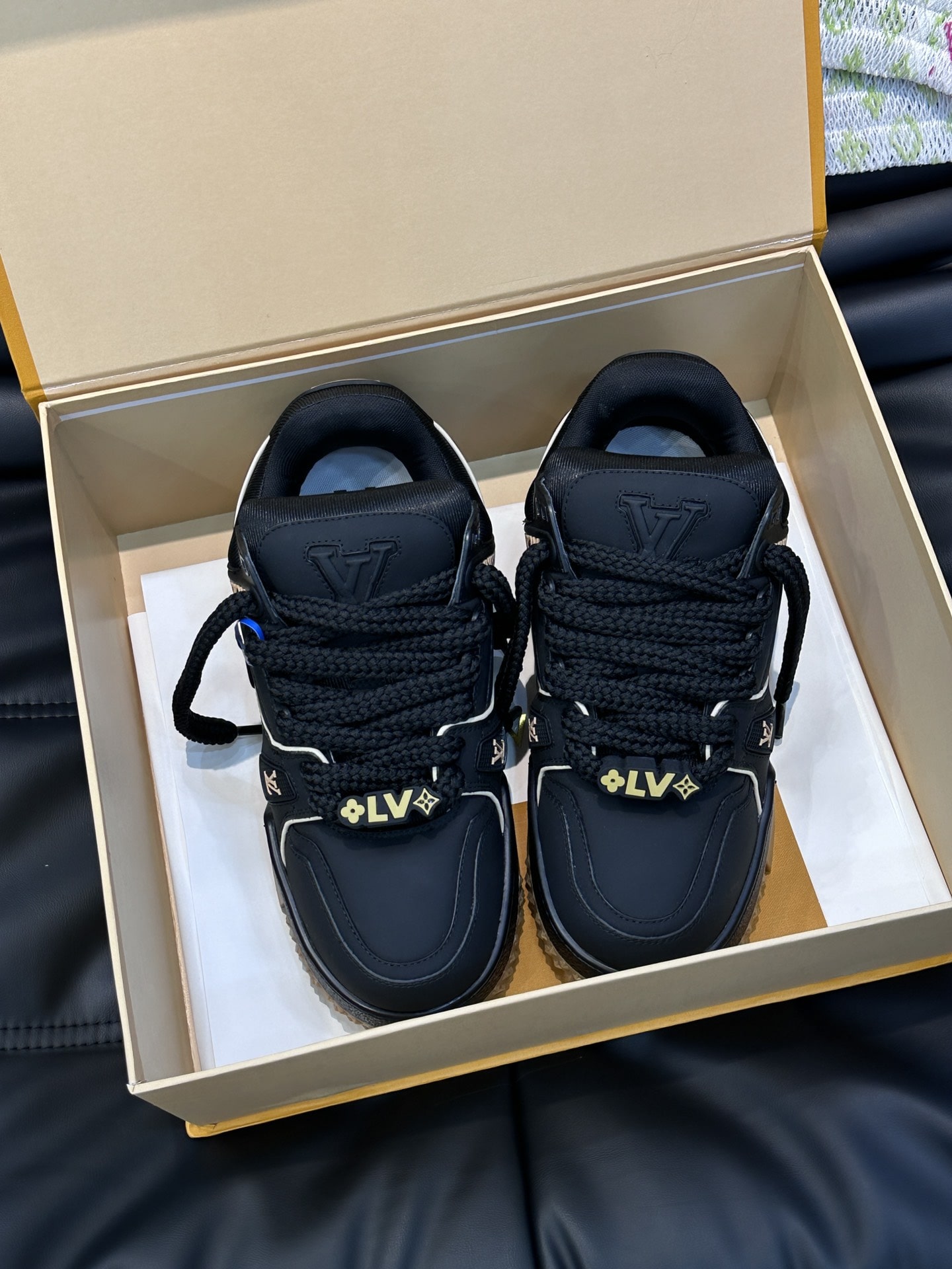 L0vis Vvtt0n Trainer Maxi Sneaker LV Black For Women