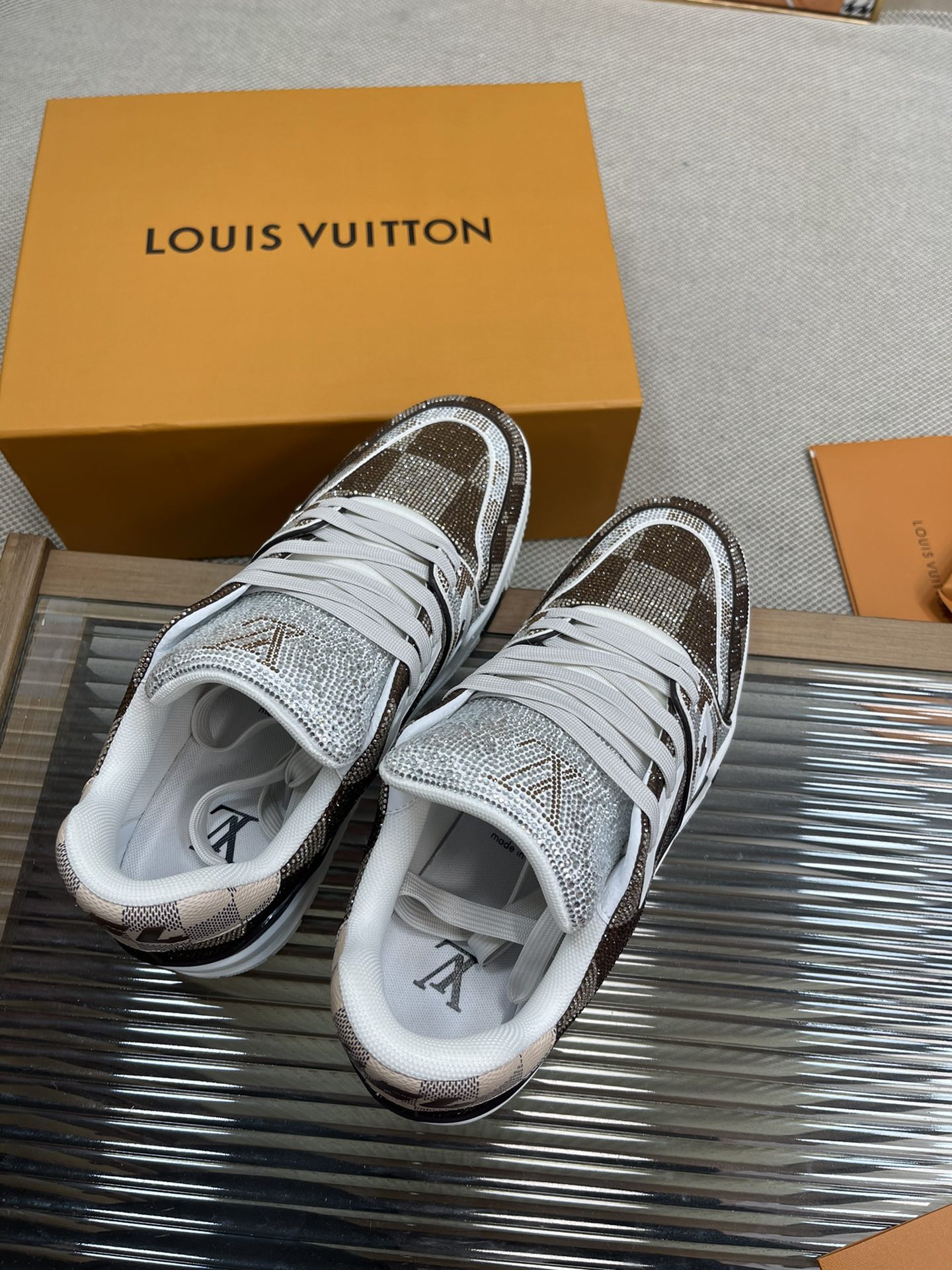 L0vis Vvtt0n Trainer Sneaker LV Brown For Women