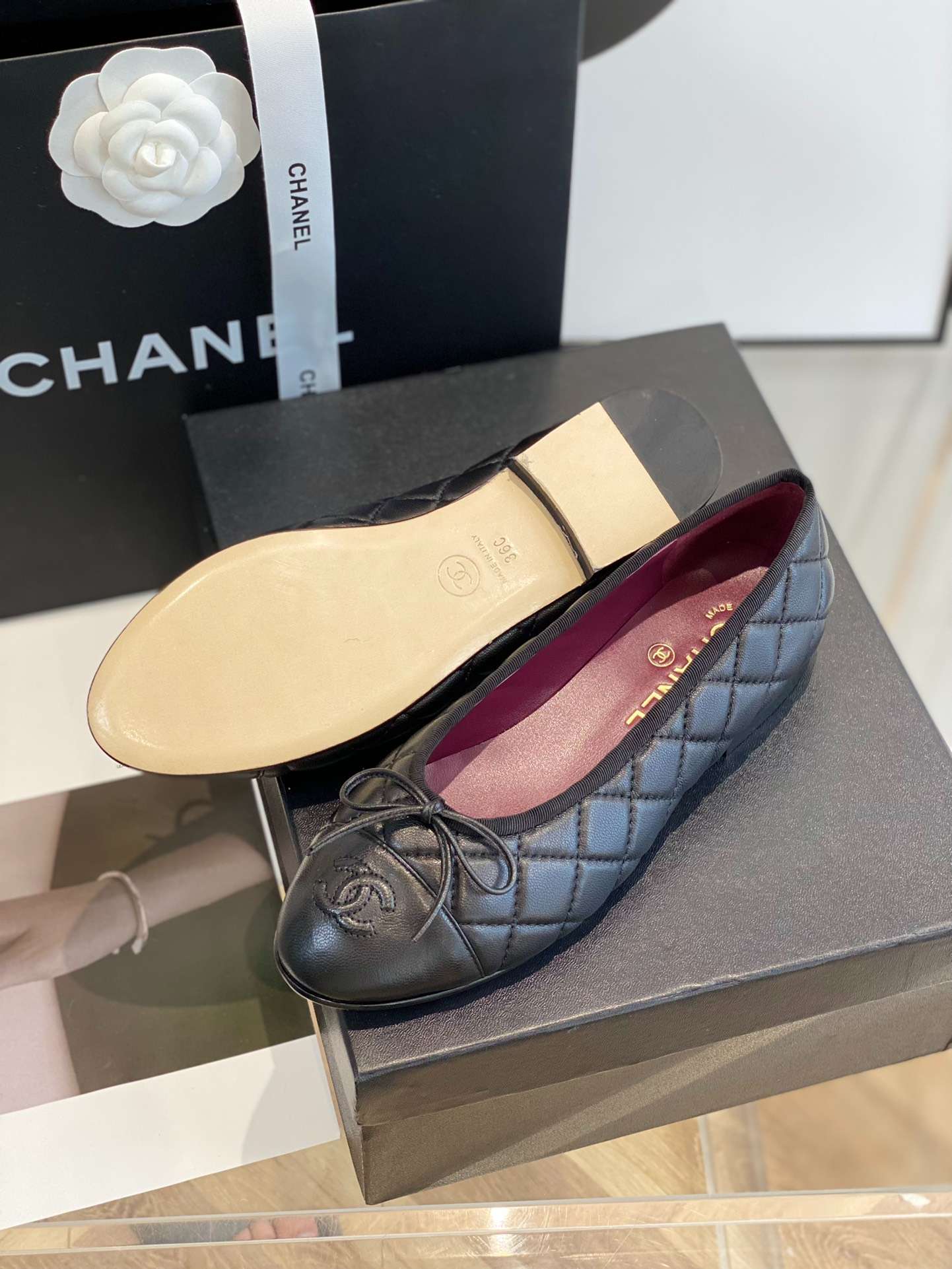 Ch**el Ballet Flats Black For Women