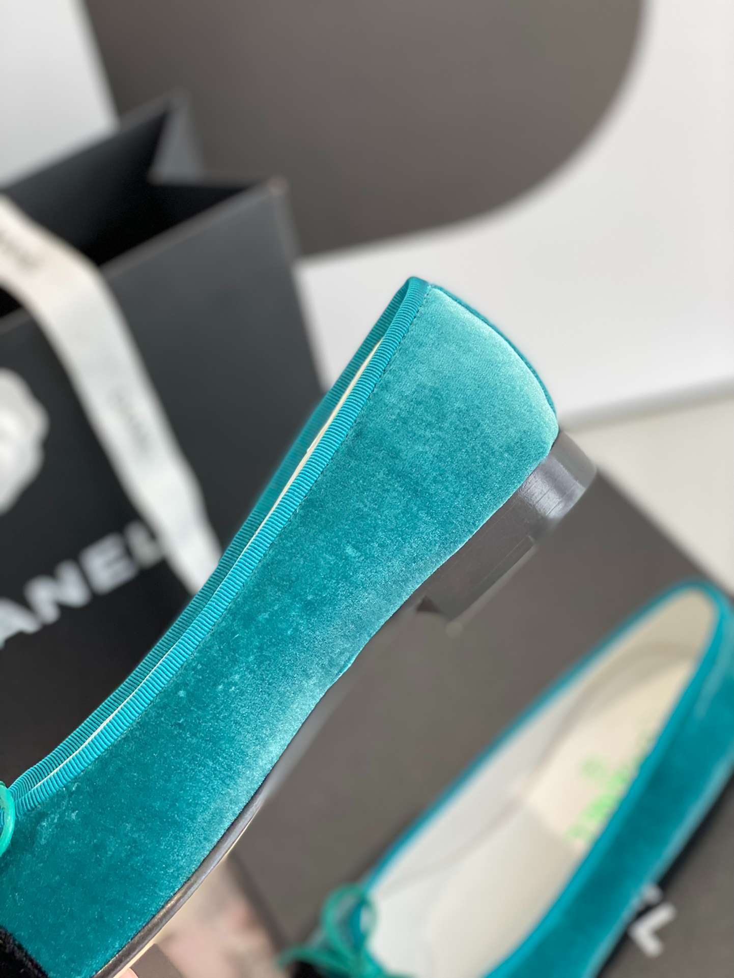 Ch**el Ballet Flats Green For Women