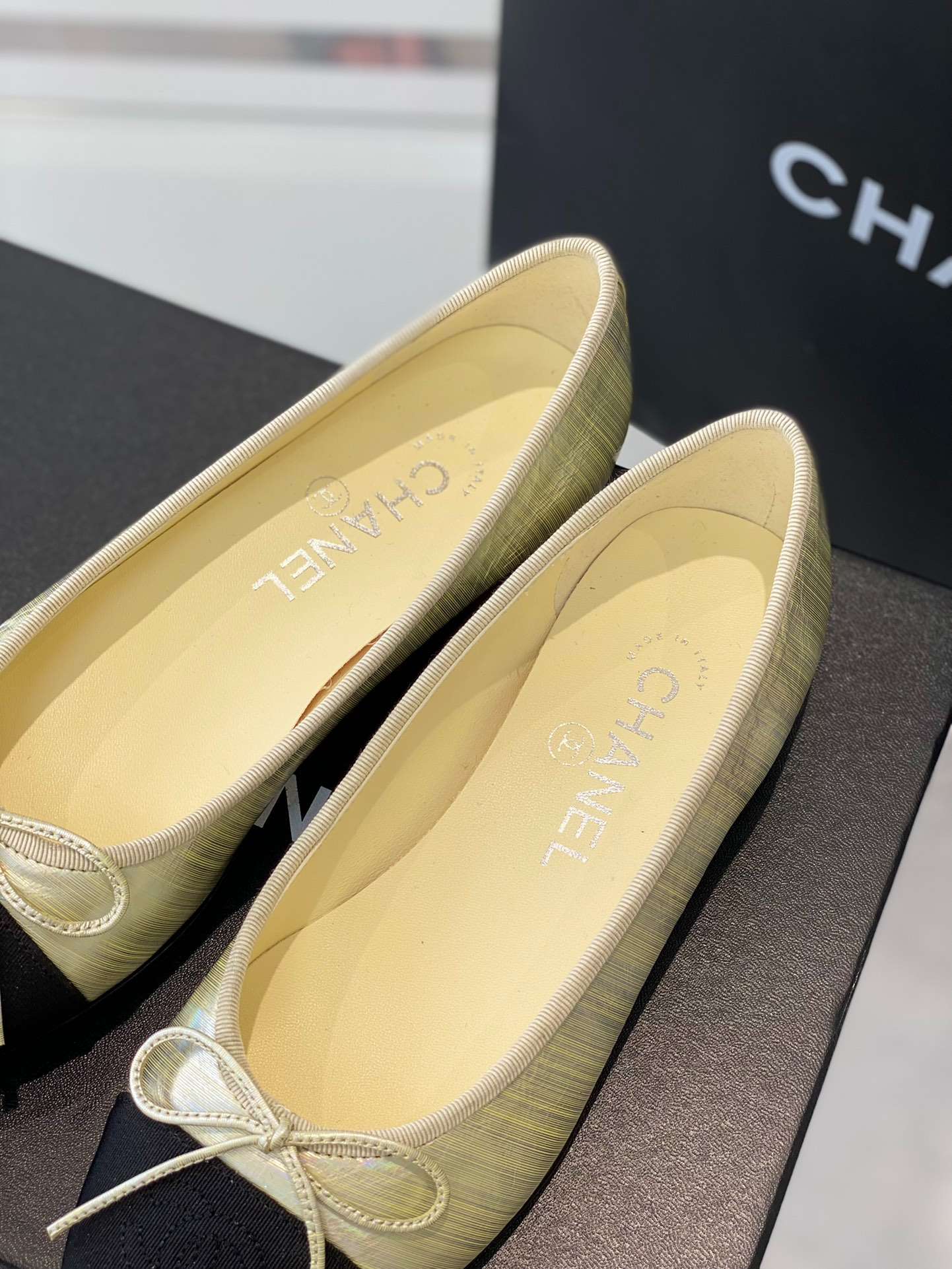 Ch**el Ballet Flats Cream For Women