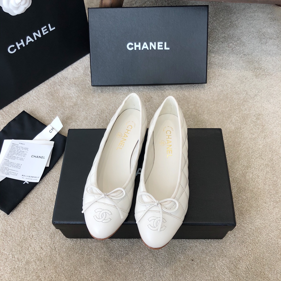 Ch**el Ballet Flats White For Women