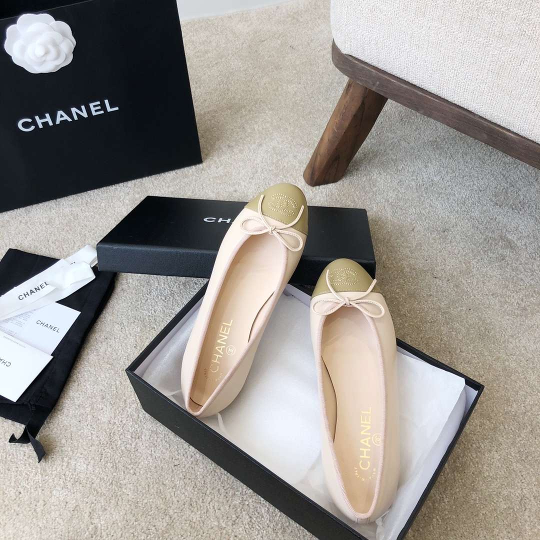 Ch**el Ballet Flats Cream For Women