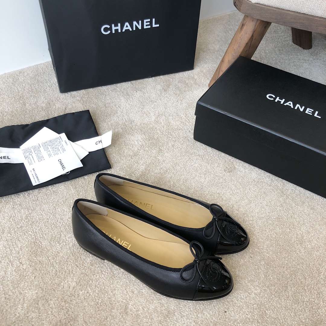 Ch**el Ballet Flats Black For Women