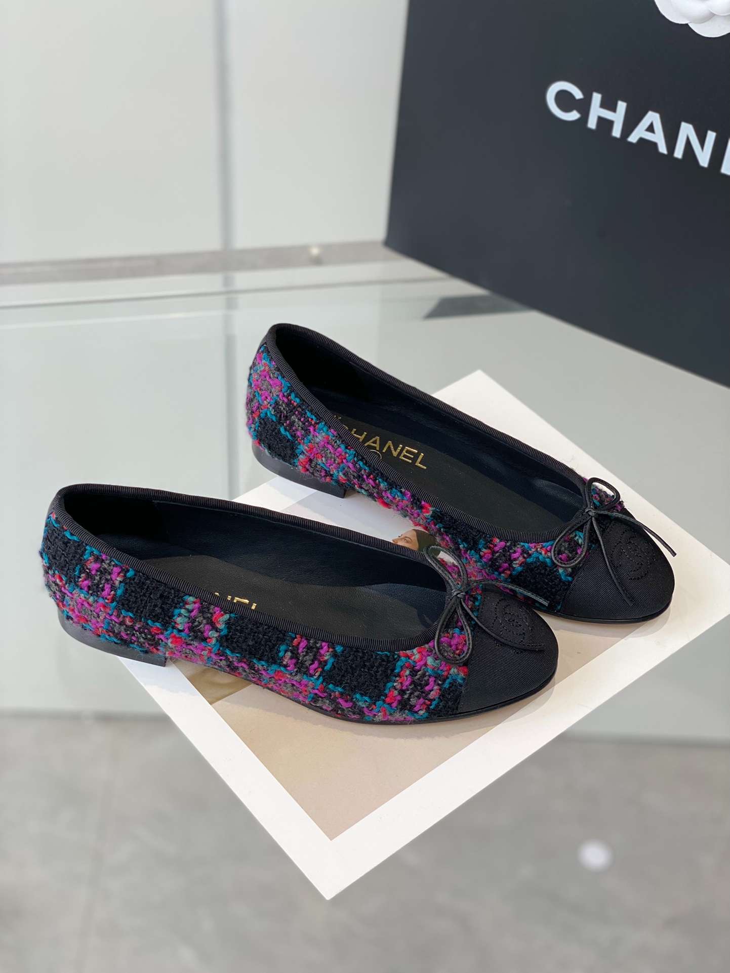 Ch**el Ballet Flats Black For Women