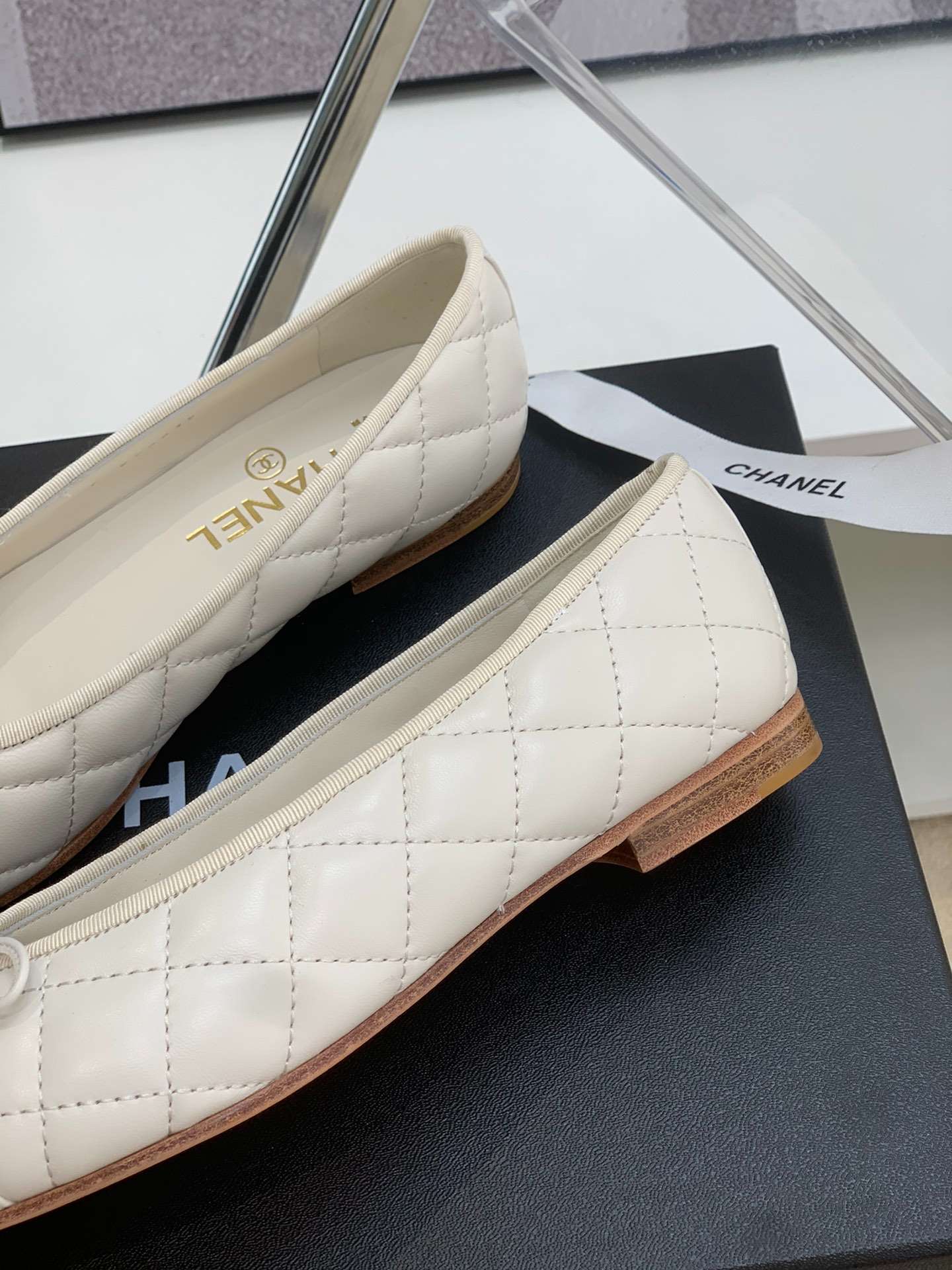 Ch**el Ballet Flats White For Women