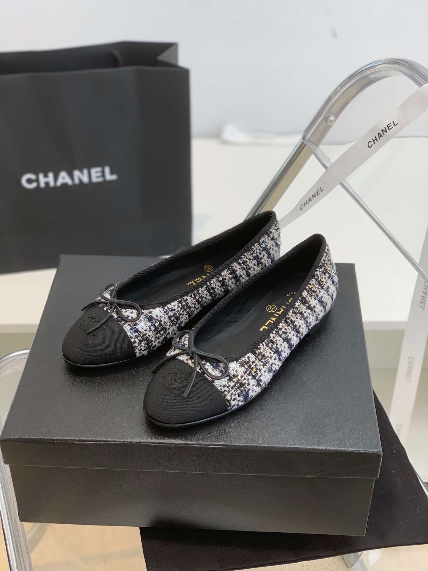 Ch**el Ballet Flats White For Women