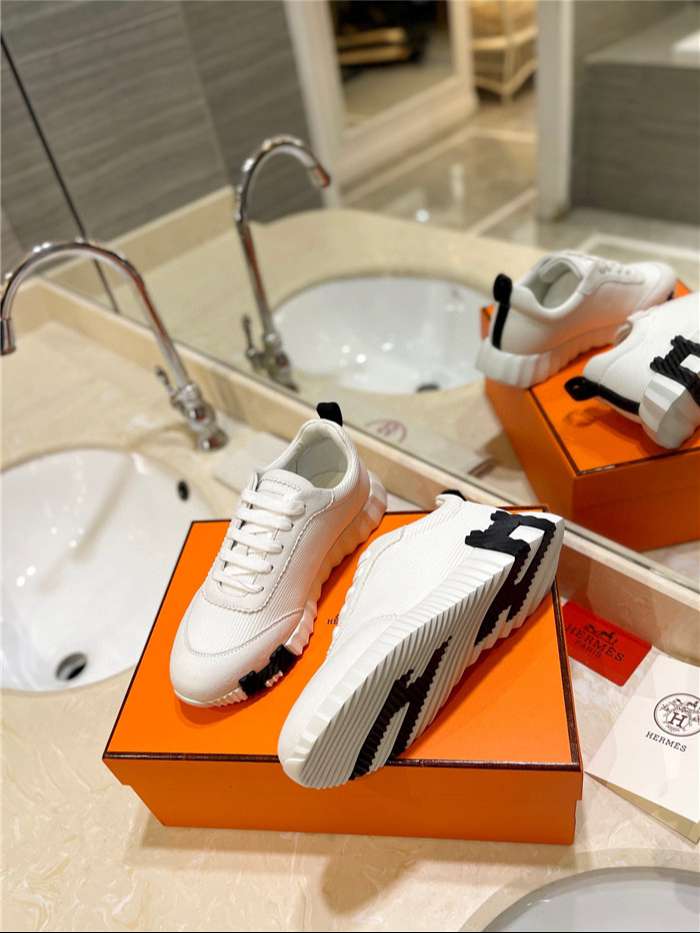 H**me5 Bouncing Sneaker White For Women