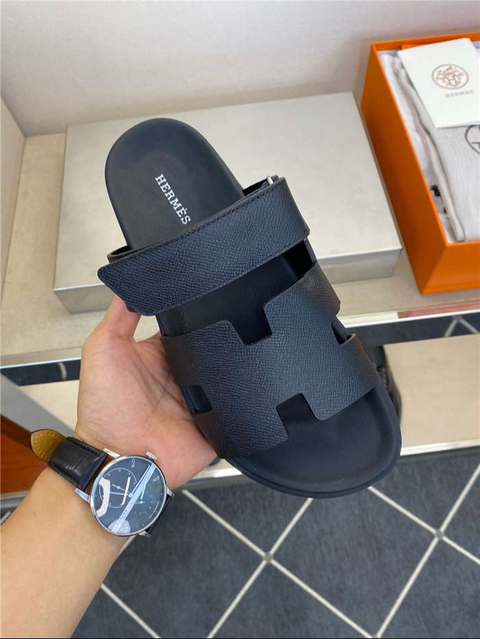 H**me5 Chypre Sandal Black For Women