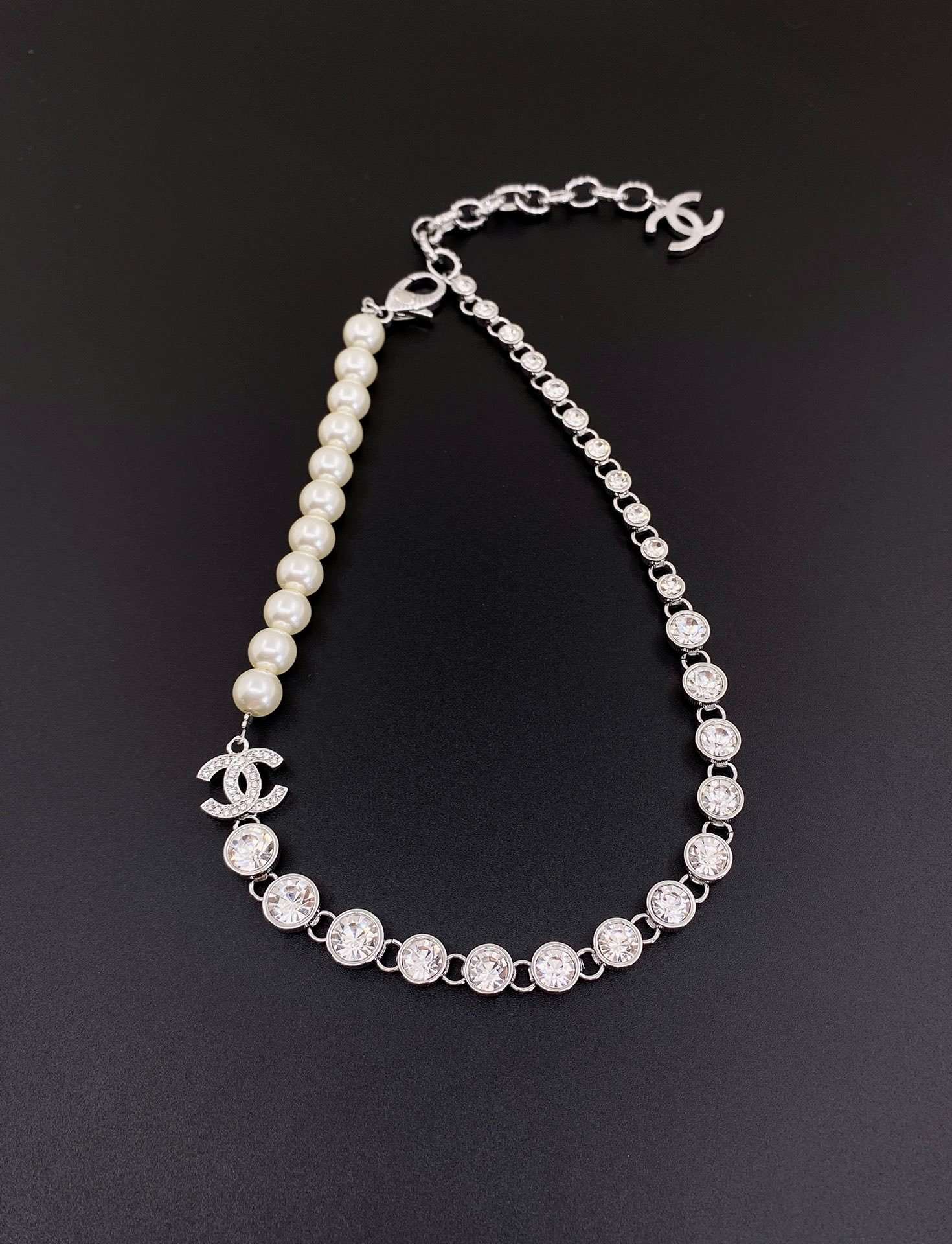 Ch**el Chain Pearl Necklace White For Women