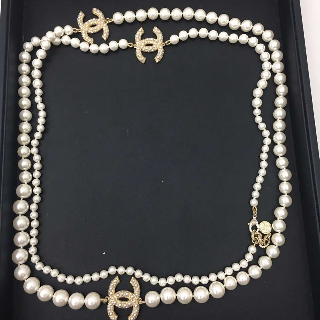 Ch**el Pearl Necklace White For Women