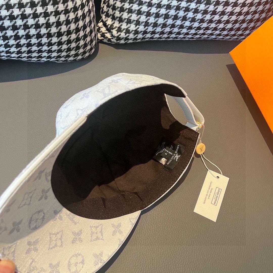 L0vis Vvtt0n Epi Monogram Cap White For Men