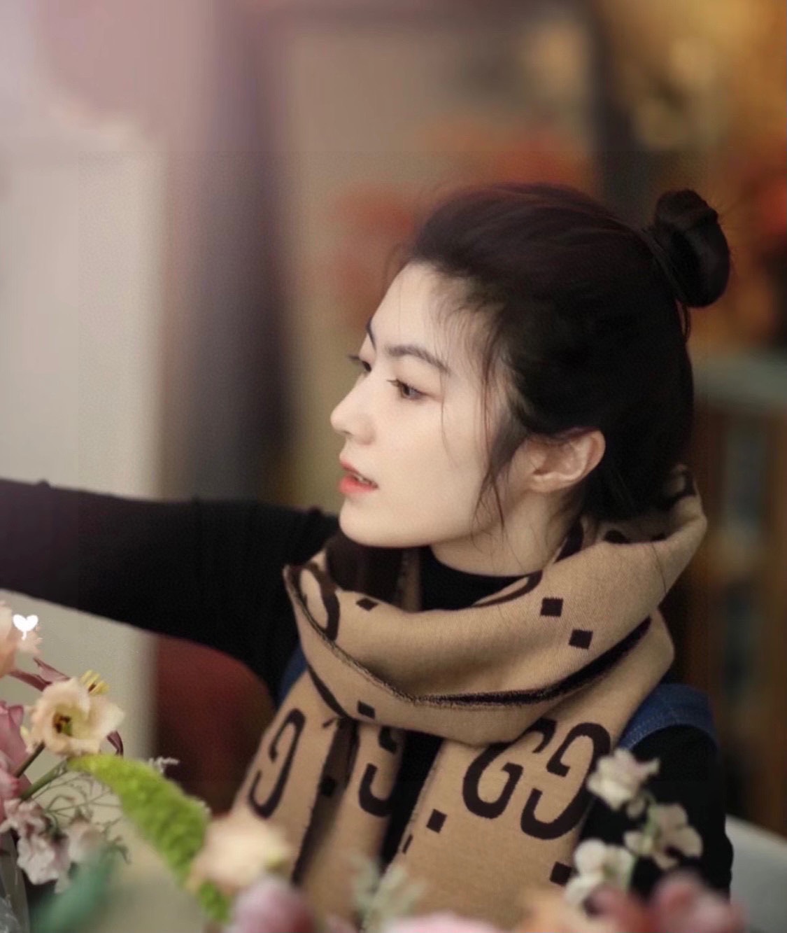 Gvc*1 Wool Silk Scarf Beige For Women