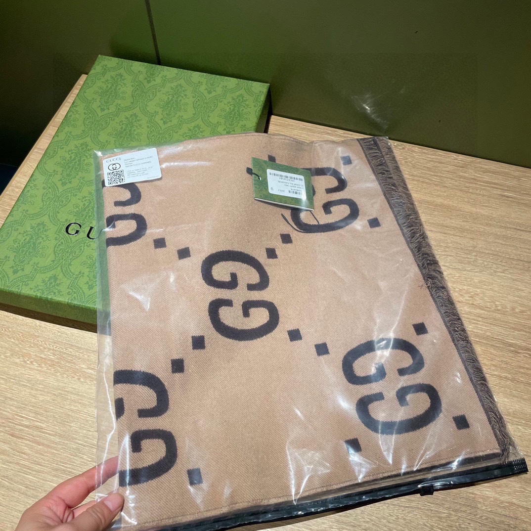 Gvc*1 Wool Silk Scarf Beige For Women