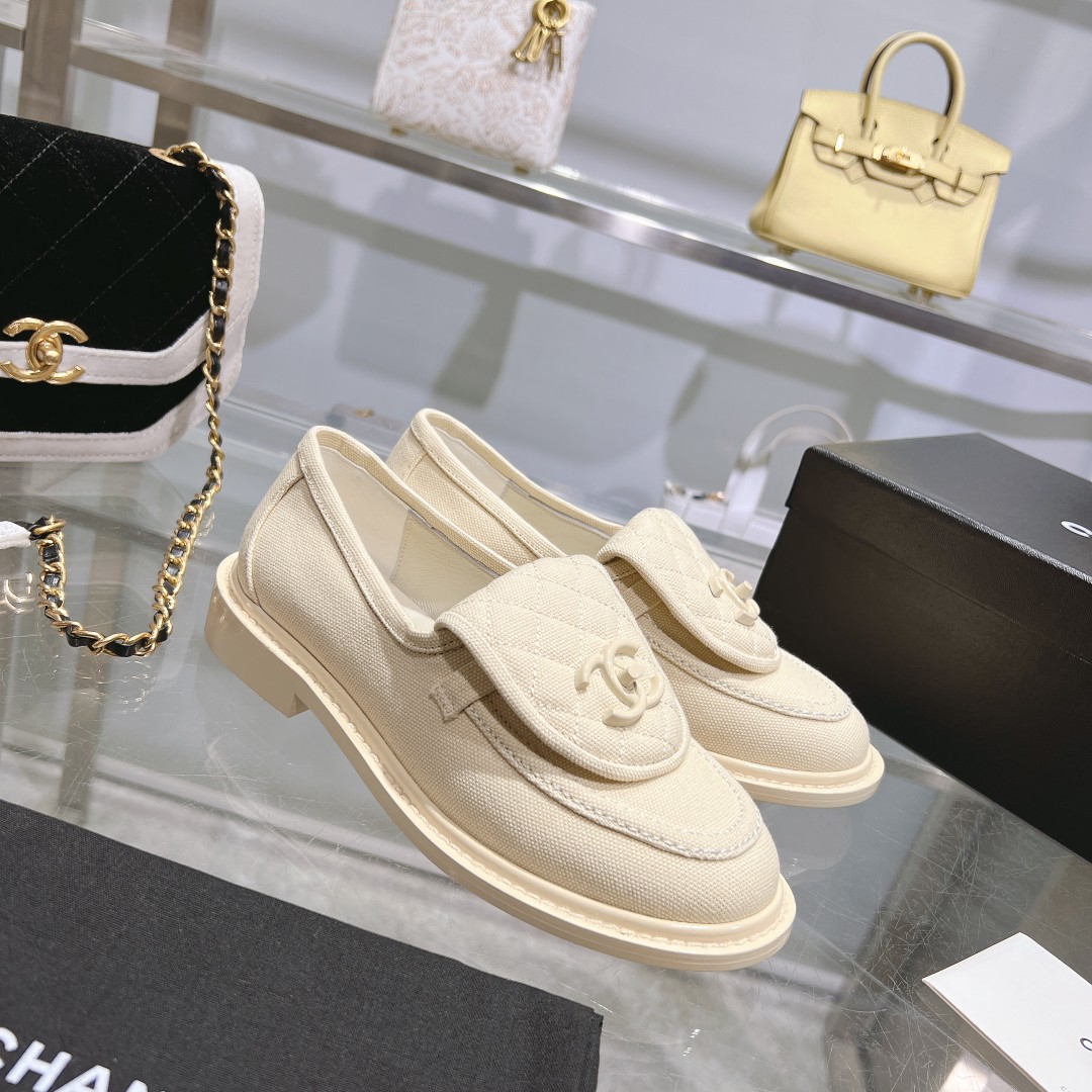 Ch**el Moccasins White For Women