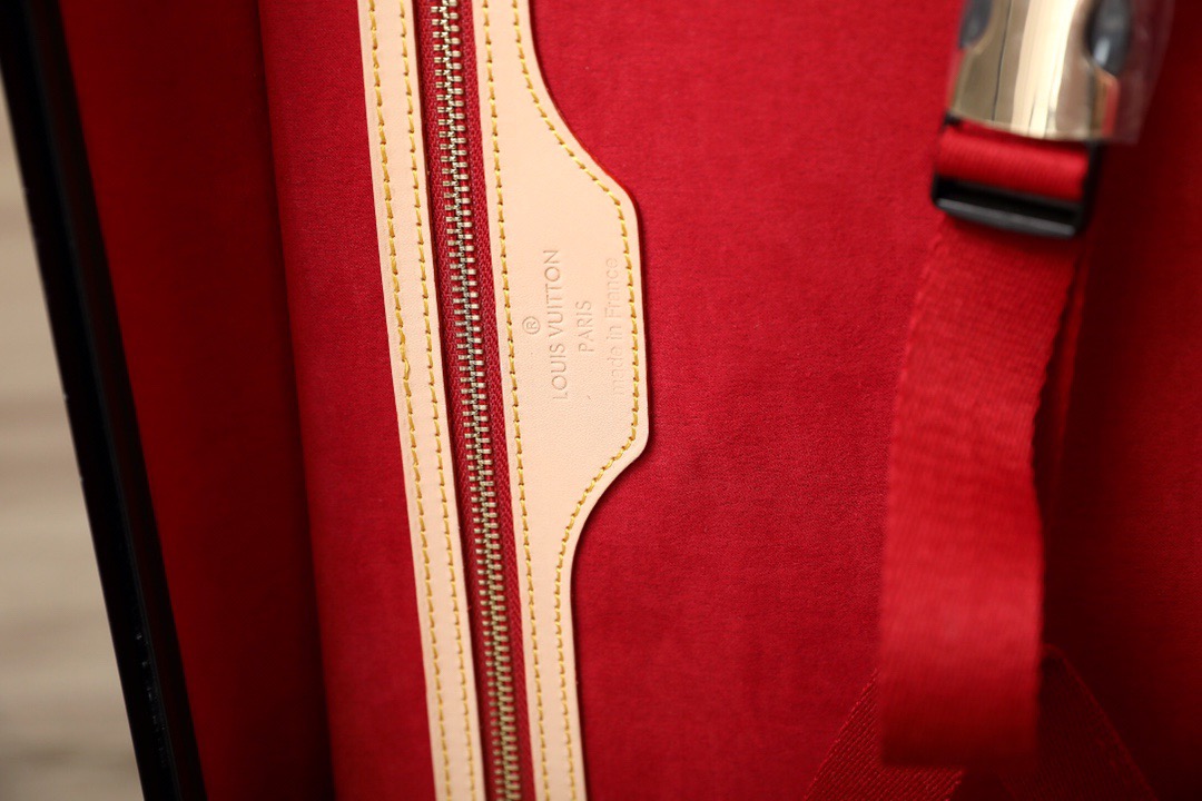 L0vis Vvtt0n Horizon 55 White 21.7in/55cm