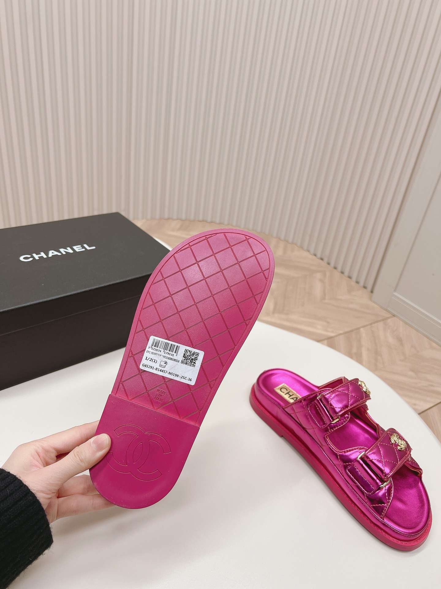 Ch**el Sandals With Ch**el Logo Pink For Women