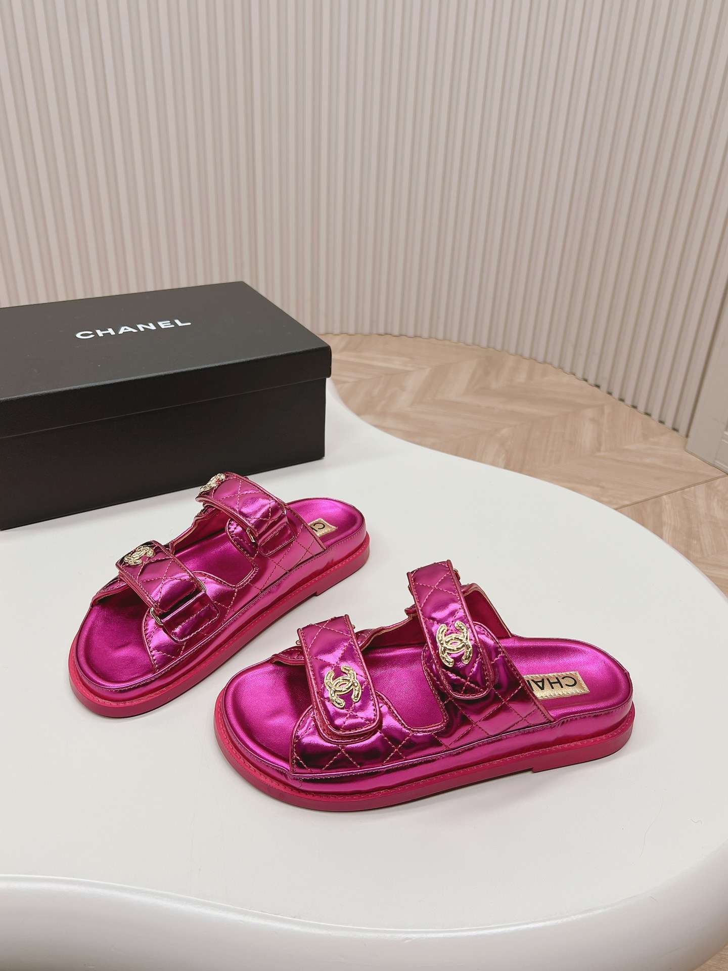 Ch**el Sandals With Ch**el Logo Pink For Women