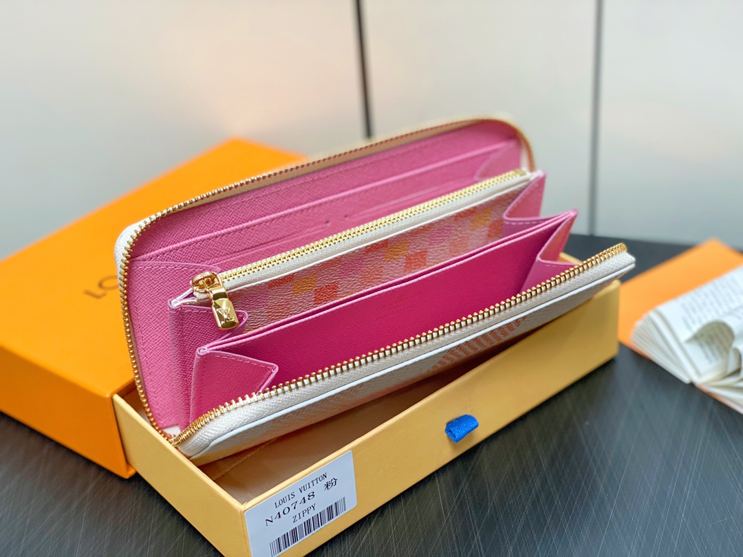 L0vis Vvtt0n Zippy Wallet White For Women 19.5cm / 7.7in N40748