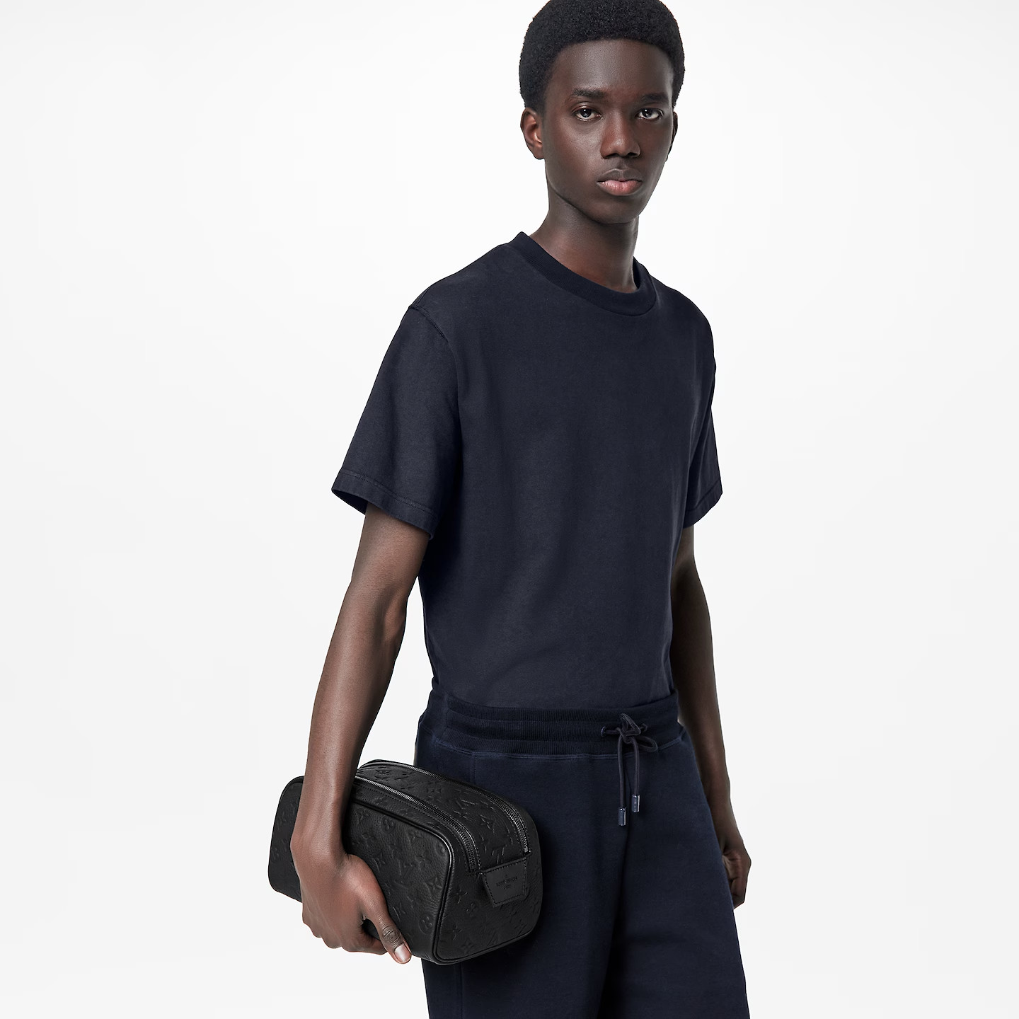 L0vis Vvtt0n Dopp Kit Bag Black 11in/28cm M59478