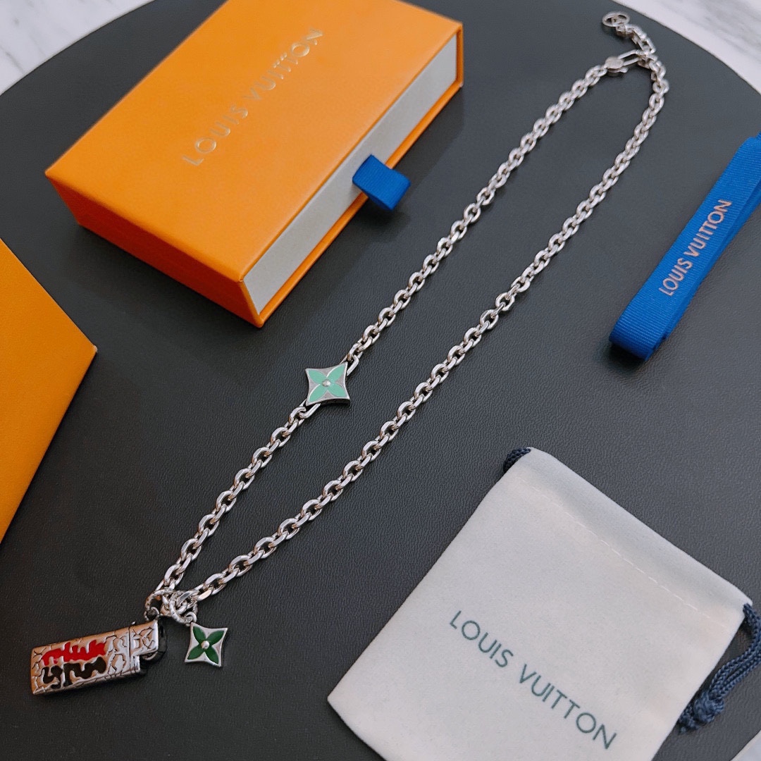 L0vis Vvtt0n Necklace Silver For Women