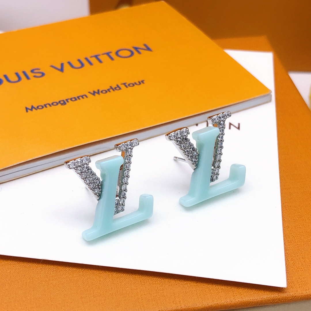 L0vis Vvtt0n Studded D1am0nd Earrings Silver For Women