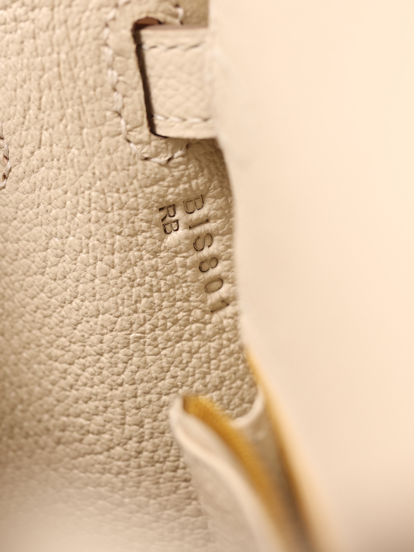 H**me5 Kelly Epsom Gold Tone Lock Bag Cream For Women 9,8in/25cm