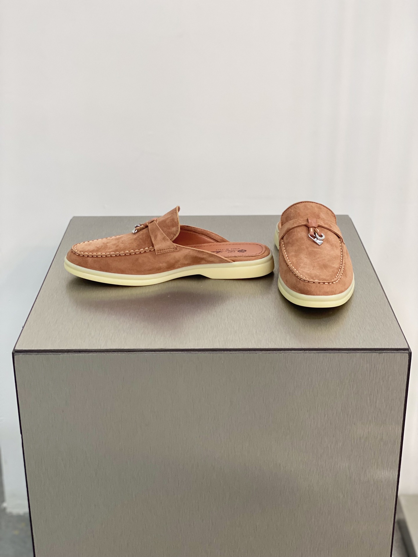 L0r0 P1ana Babouche Charms Walk Loafers Sorbet Pink For Women – FAI1543 303J