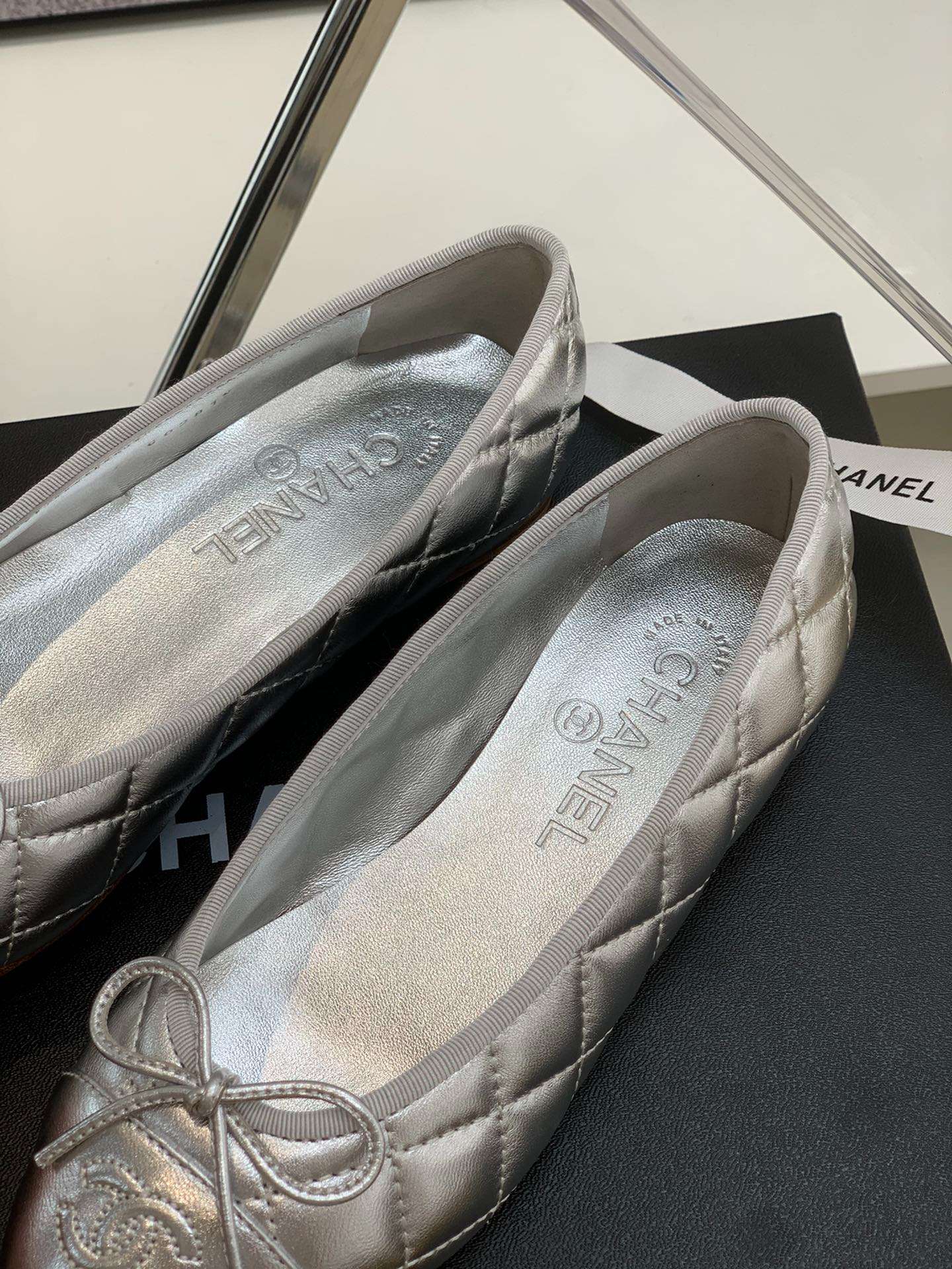 Ch**el Ballet Flats Silver For Women