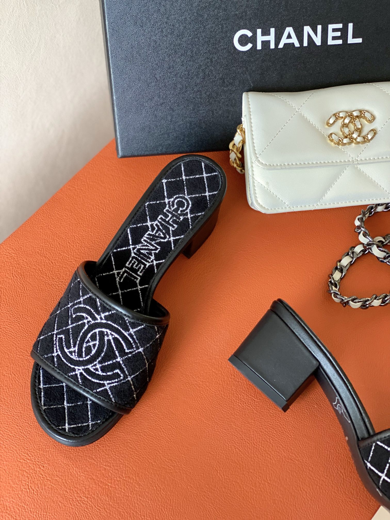 Ch**el Sandals Black For Women 1.77in/4.5cm