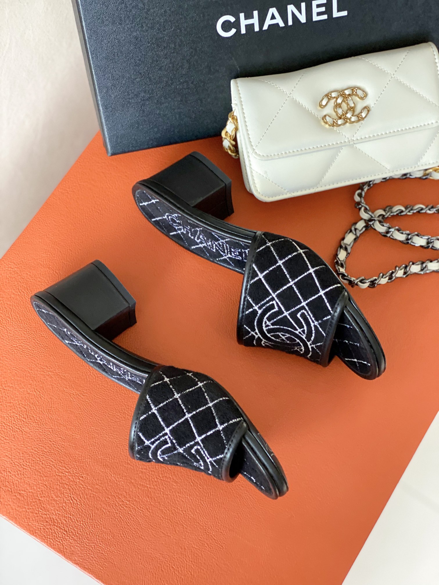 Ch**el Sandals Black For Women 1.77in/4.5cm