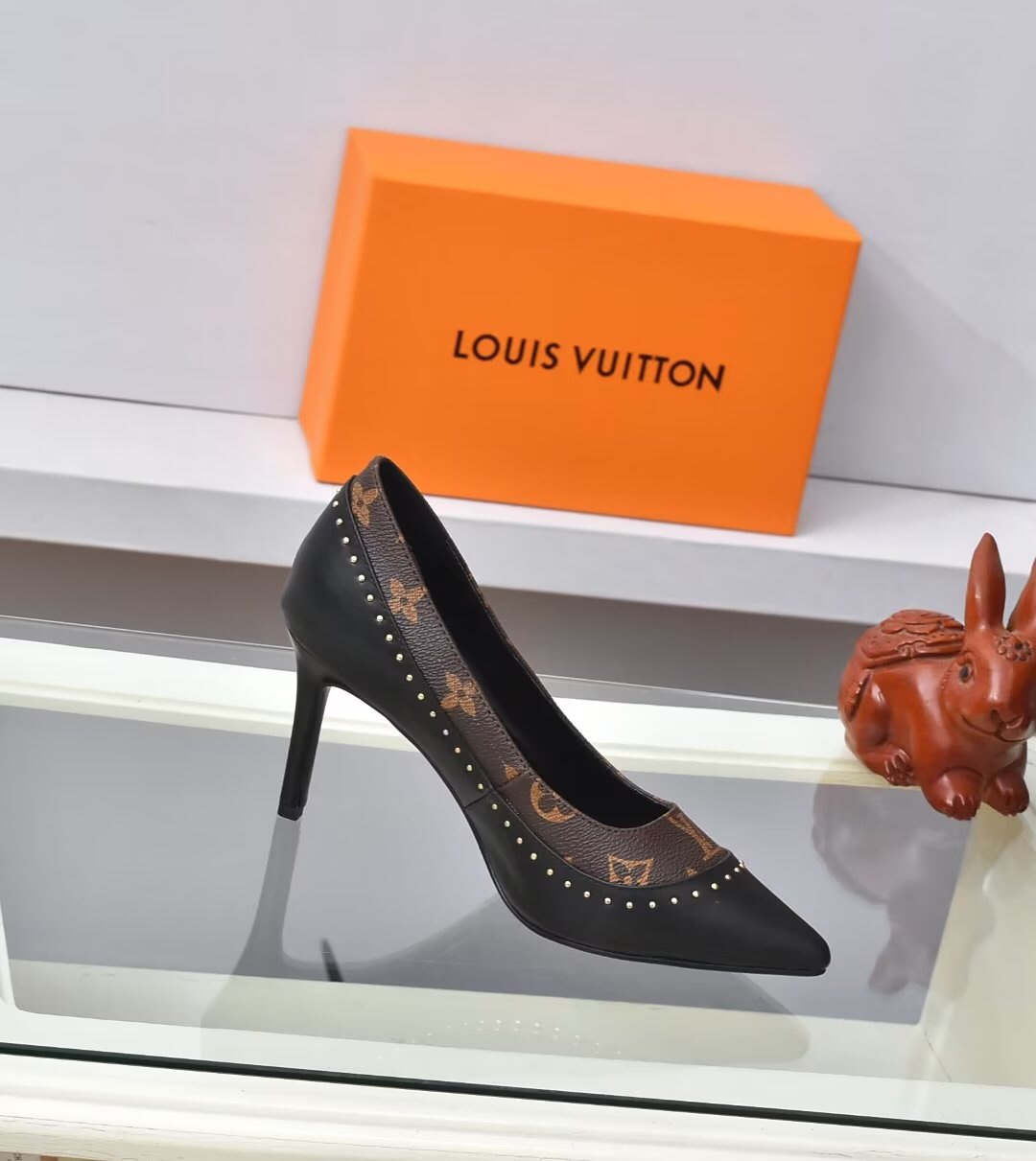 L0vis Vvtt0n Signature Pump Black For Women 9.5cm/3.7in 1AACFK