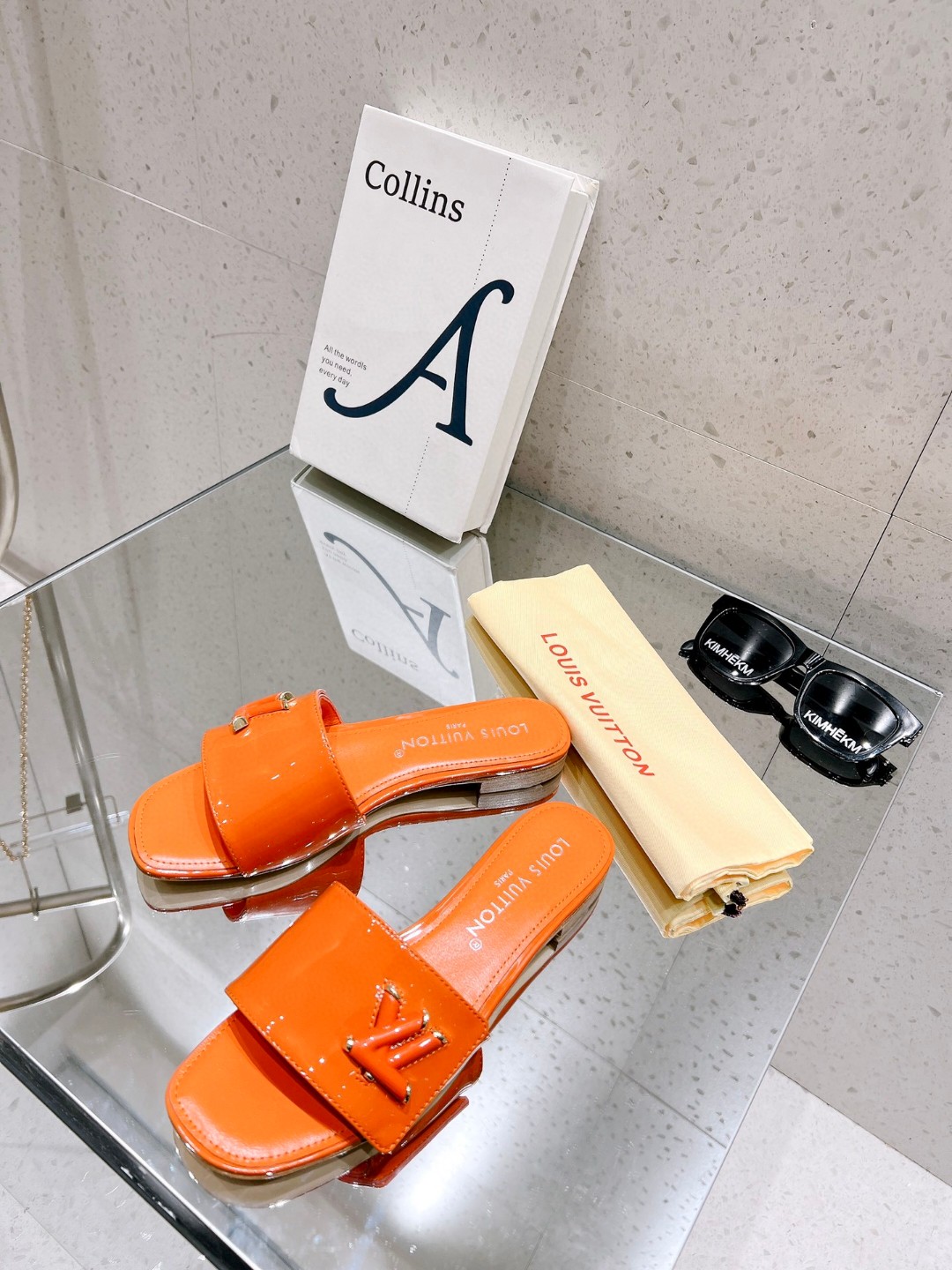 L0vis Vvtt0n Shake Flat Mule Orange For Women