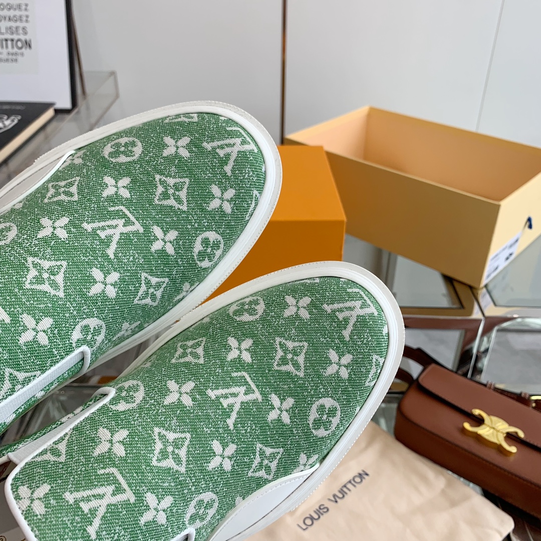 L0vis Vvtt0n Women’s Trocadero Slip On Green For Women LV