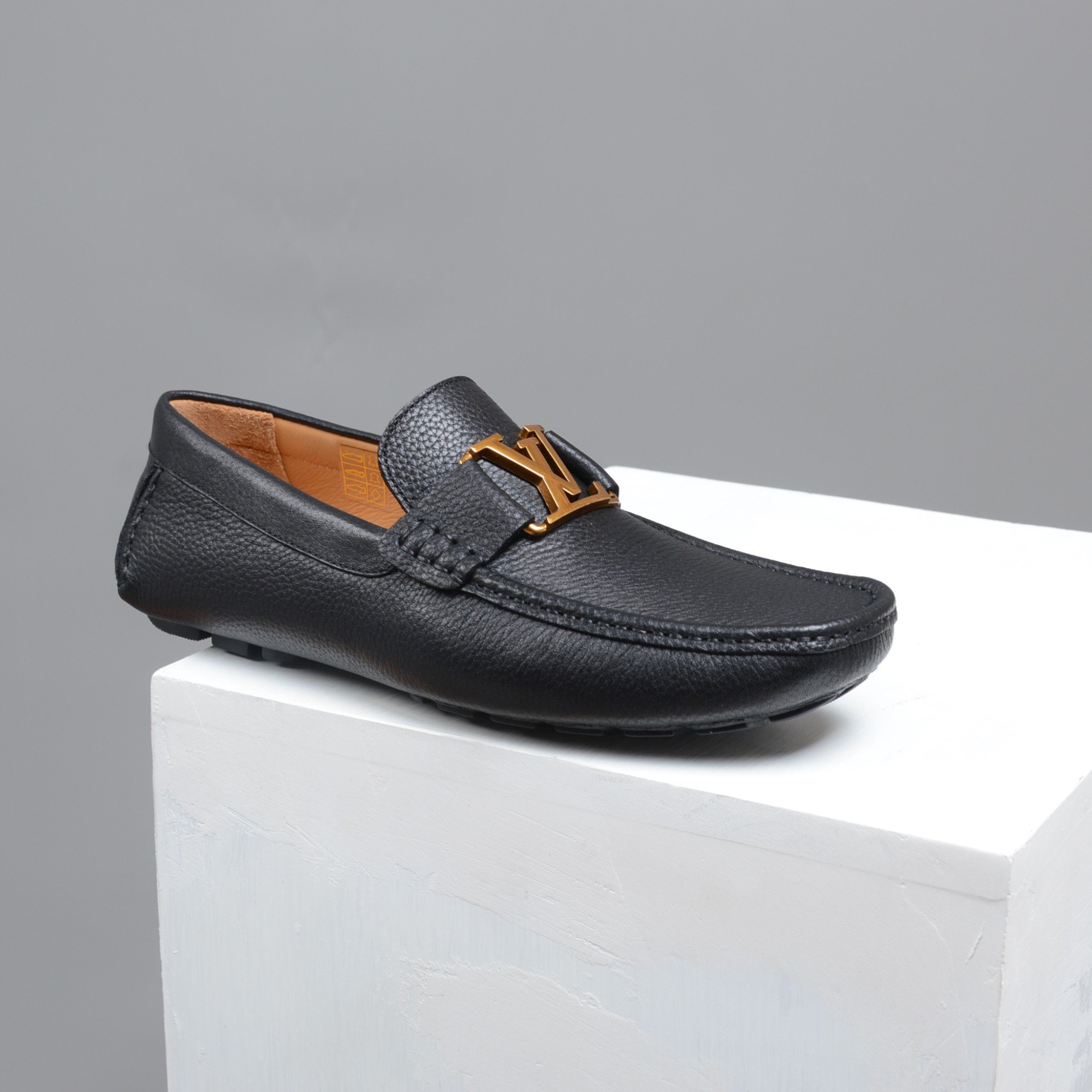 L0vis Vvtt0n Monte Carlo Mocassin Black For Men LV