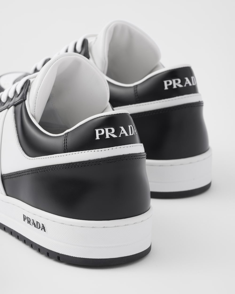 Pra*a Downtown Leather Sneakers White/Black For Men 2EE364_3LKG_F0T8F_F_D001