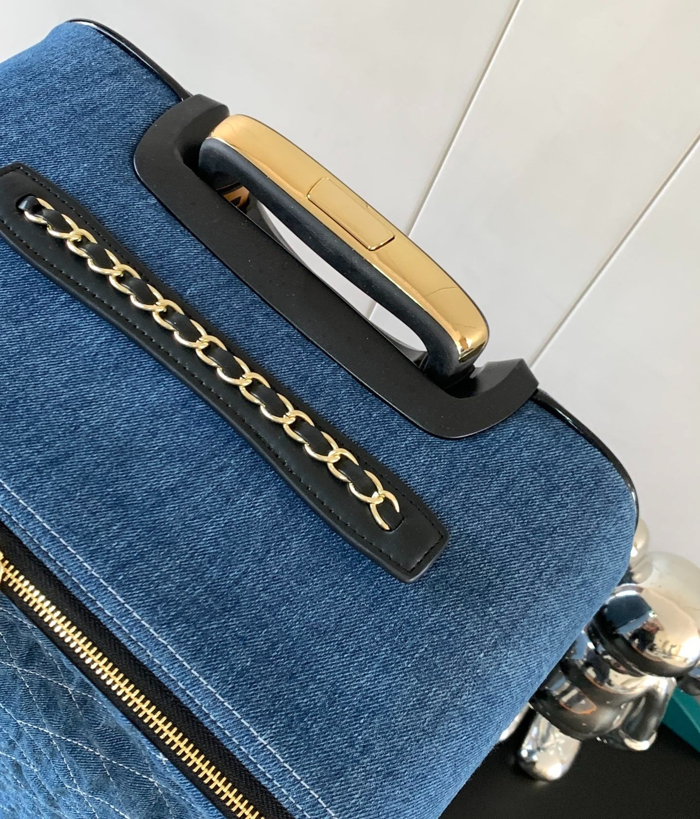 Ch**el Classic D1am0nd-Quilted Suitcase Blue 19.7in/50cm