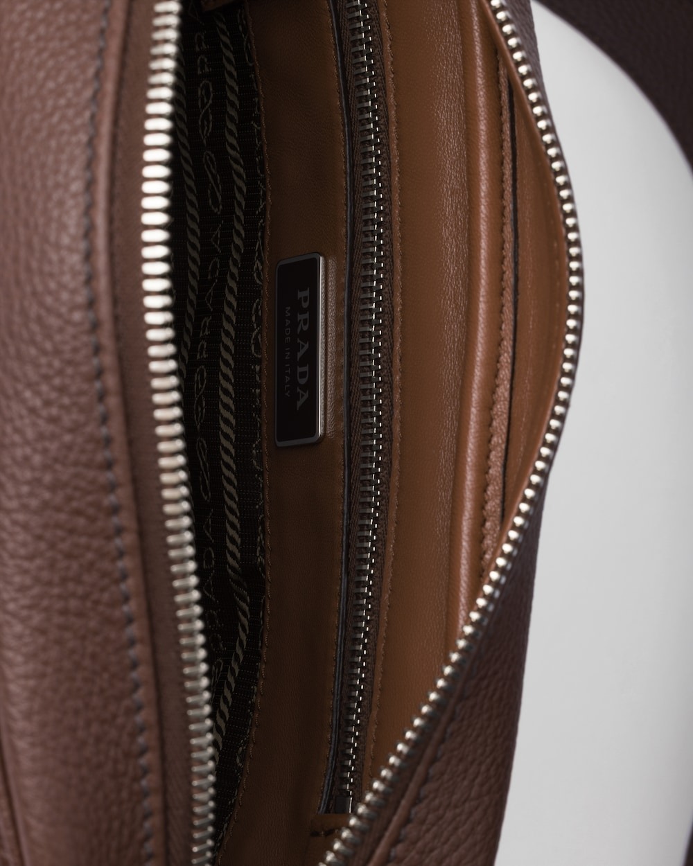 Pra*a Leather Shoulder Bag Sienna For Men 25cm/9.8in – 2VH189_2BBE_F0038_V_OOO