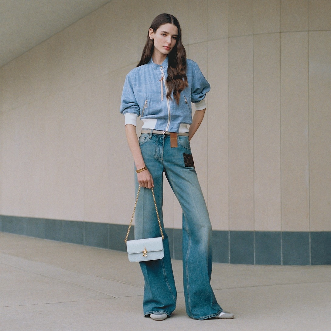 [True-to-ORIGINAL] L0vis Vvtt0n Wallet On Chain LV Bloom Azure Blue For Women 7.9in/20cm M14547