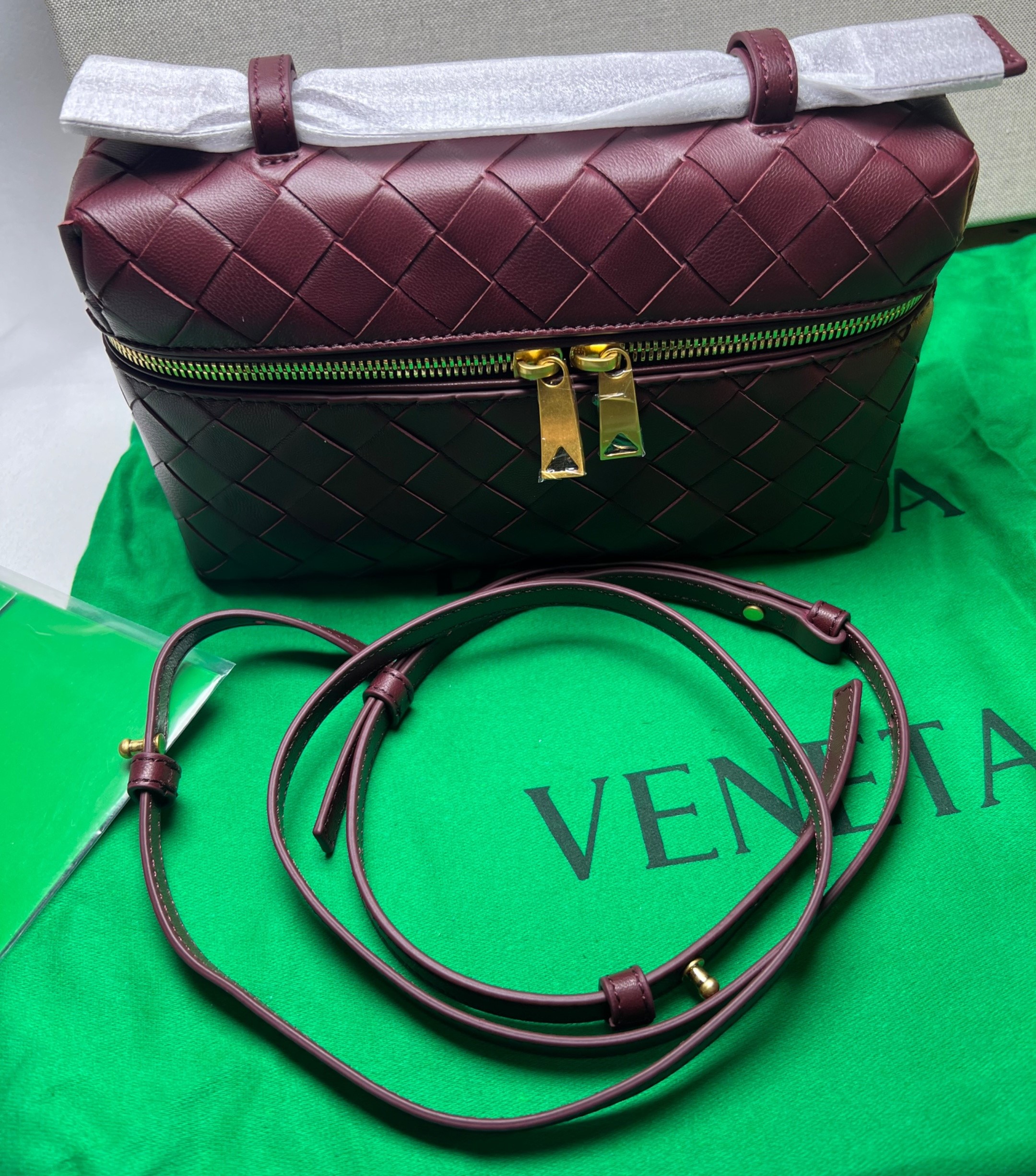 [True-to-ORIGINAL] B0tt*ga Ven*ta Bang Bang Barolo For Women 23cm/9.1in 789109V3IV12247