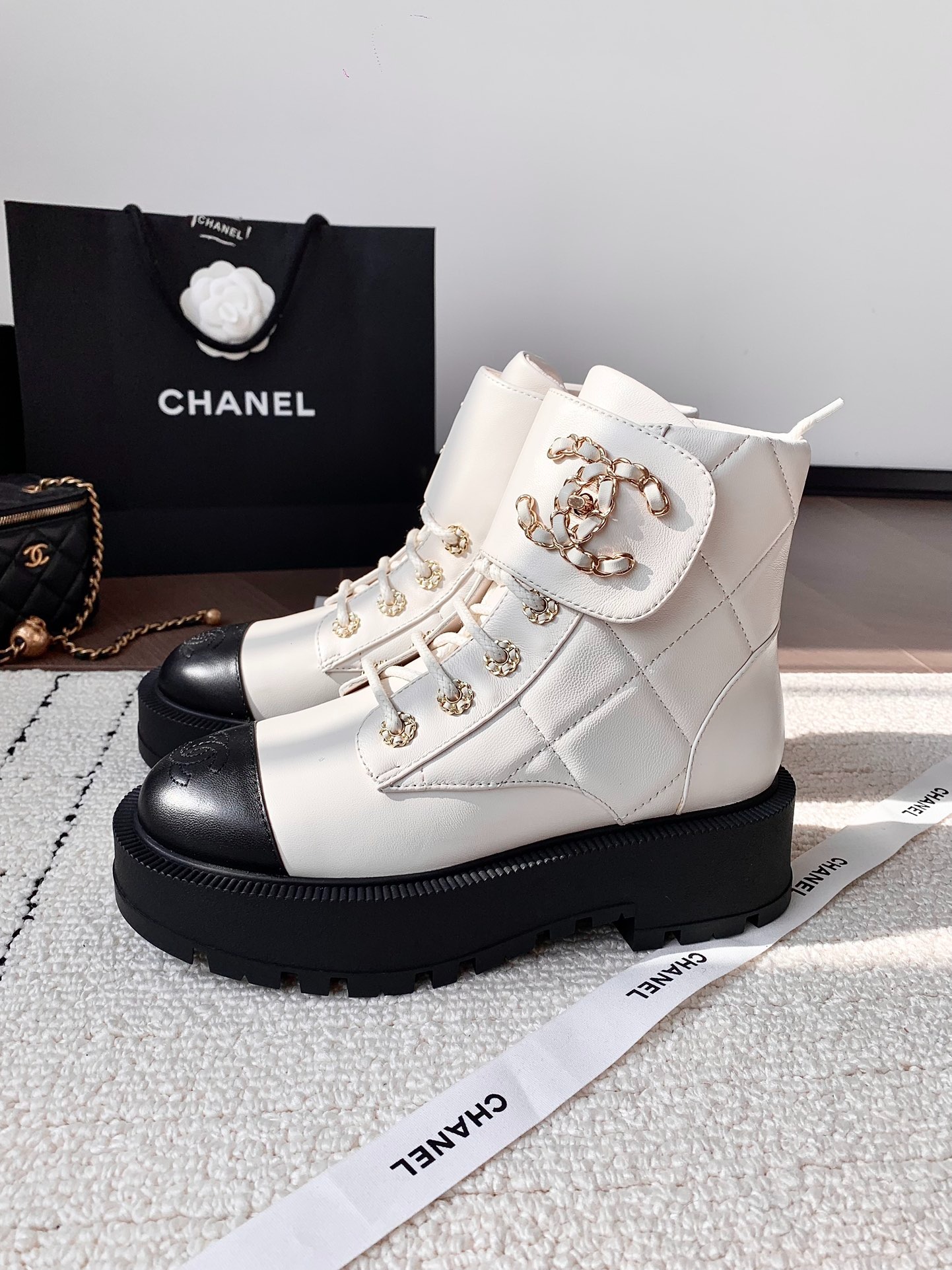 Ch**el Quilted Platform Ankle Boots White For Women