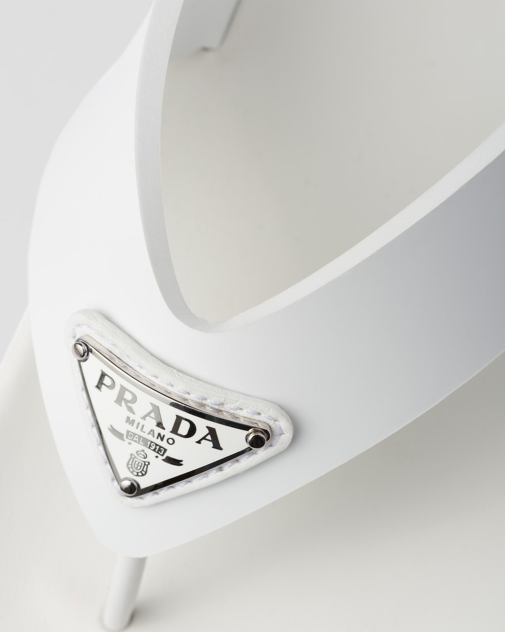 Pra*a Rubber Thong Sandal White For Men – 1Y420N_3LKK_F0009_F_020