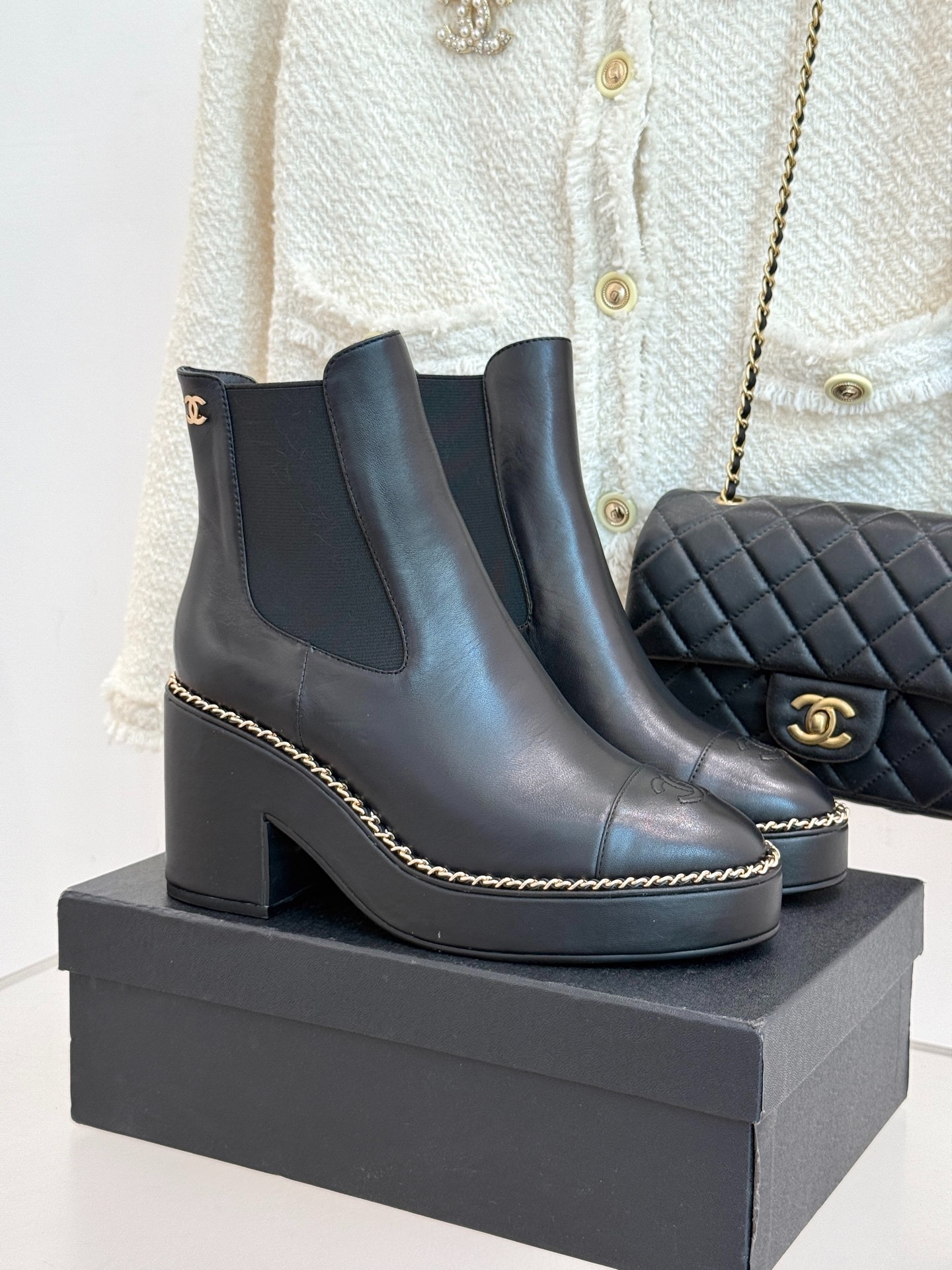 Ch**el Chelsea Chunky Heel Boots Black For Women