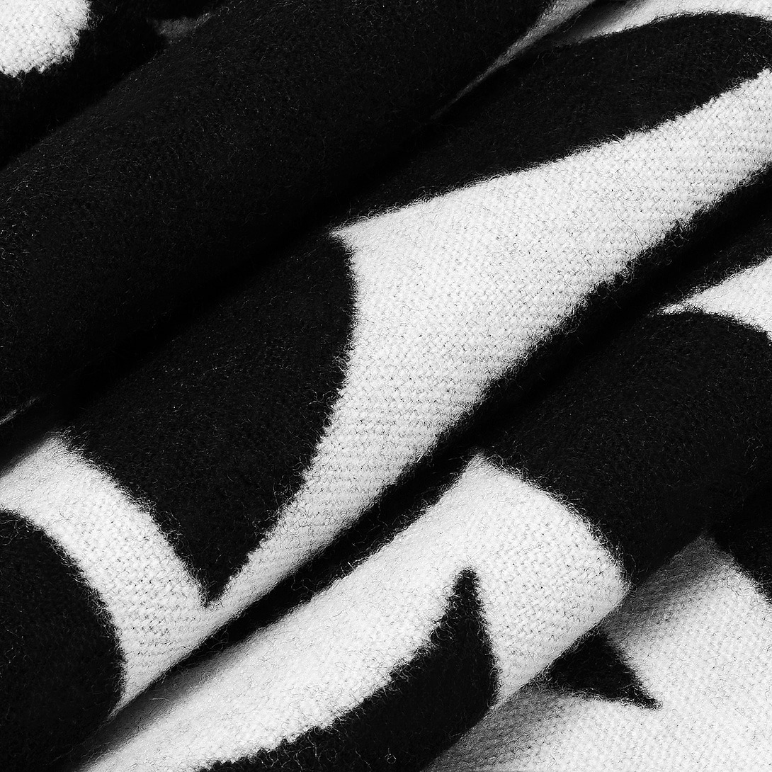 L0vis Vvtt0n LV Medallion Scarf Black 92.5in/235cm M79212