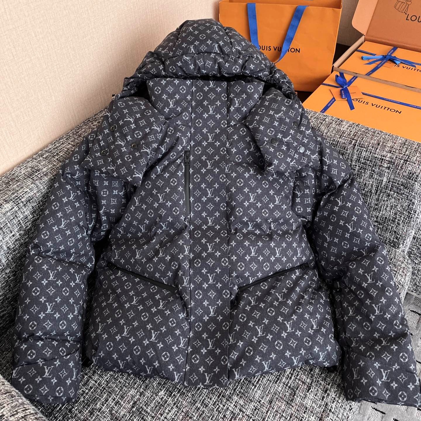 L0vis Vvtt0n Denim-Effect Monogram Ski Jacket Dark Grey For Women 1AIPGV