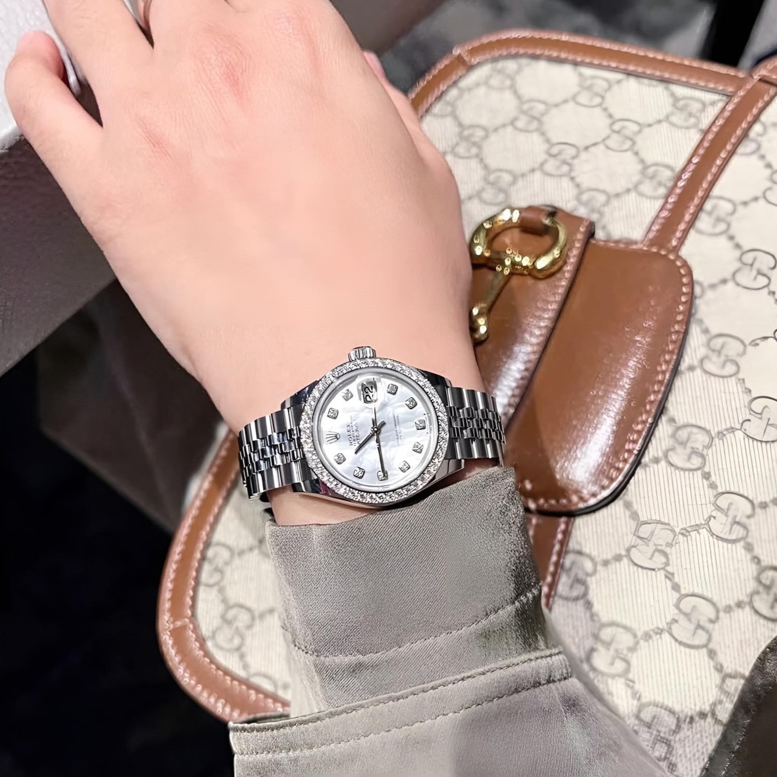 R01ex Lady-Datejust Watch Silver Toned White Pearl Dial 28mm For Women 279384RBR-0011