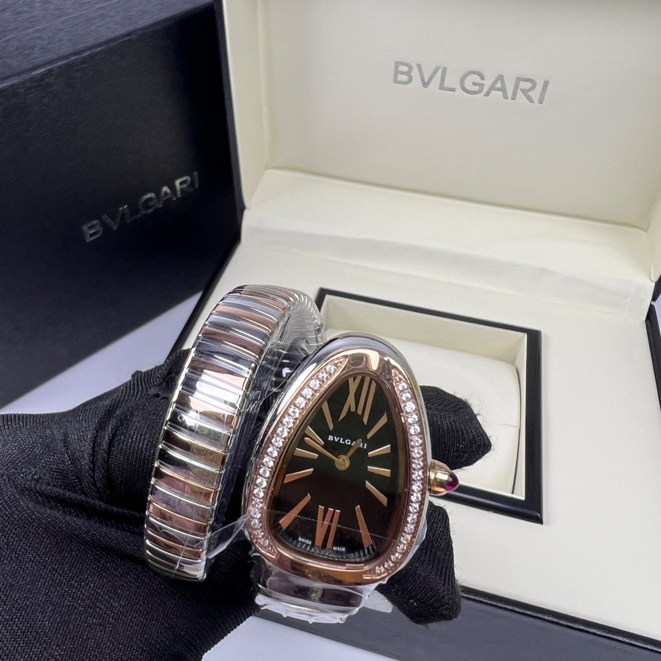 Bv1g*ai Serpenti Tubogas Watch Silver/Rose Gold Toned Black Dial 35mm For Women 103823