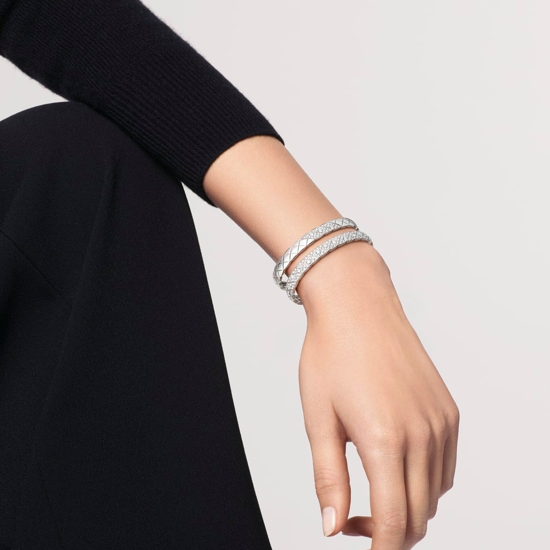 Ch**el Coco Crush Bracelet Silver Hardware For Women J13644