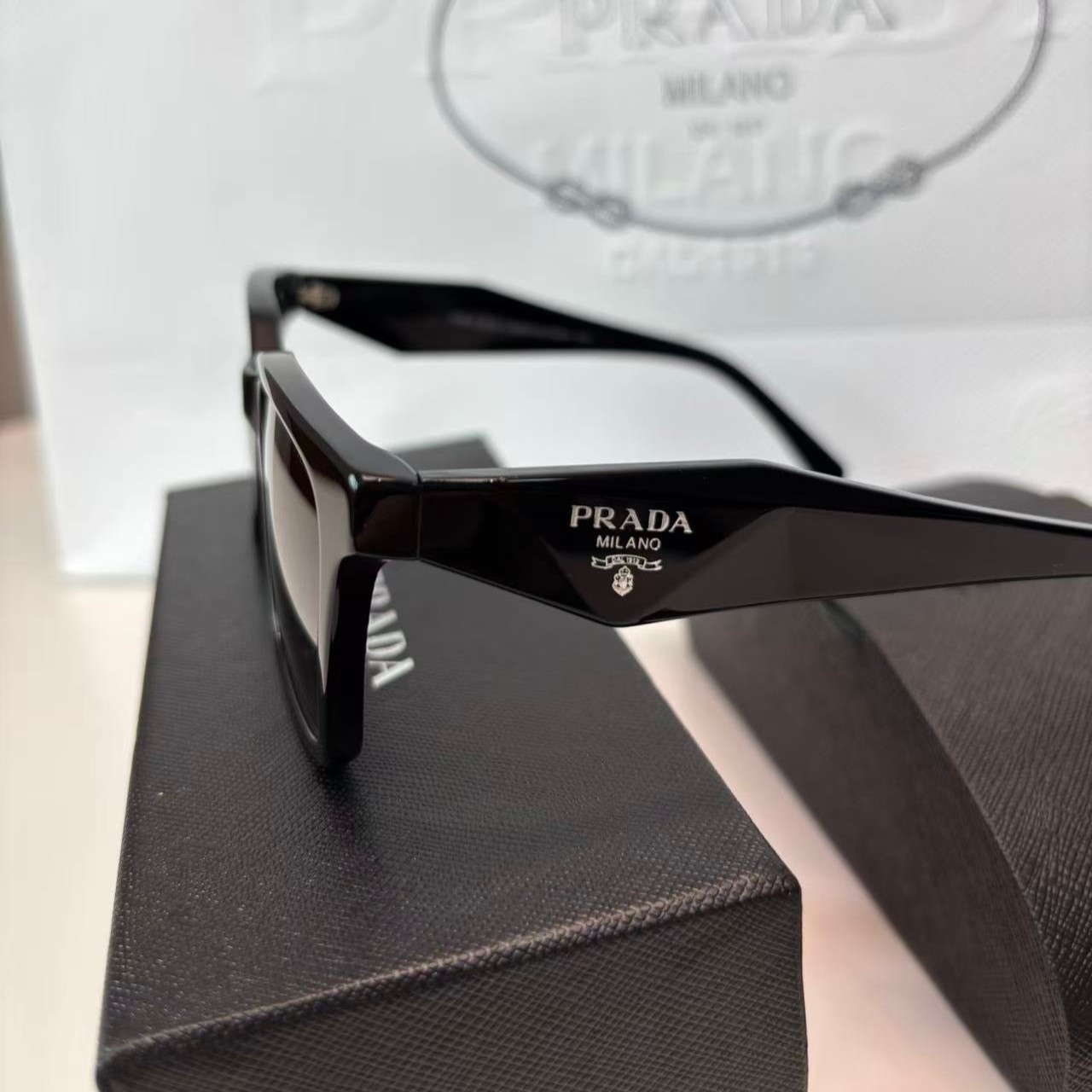 Pra*a Sunglasses Squares Gradient Black For Women